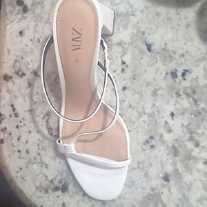 Zara white sandals Size 36